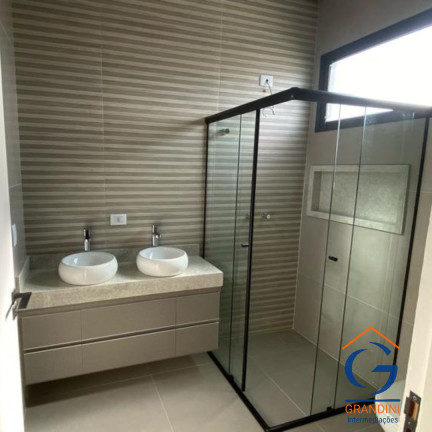 Imagem Imóvel com 3 Quartos à Venda, 330 m² em Condomínio Califórnia - Estiva Gerbi Imagem Imóvel com 3 Quartos à Venda, 330 m² em Condomínio Califórnia - Estiva Gerbi