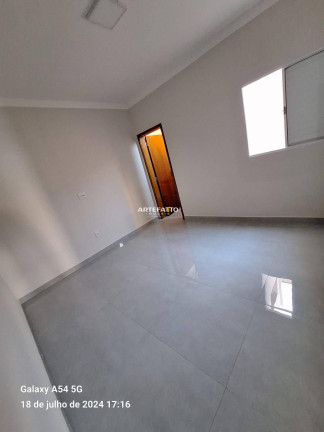 Imagem Casa com 2 Quartos à Venda, 70 m² Imagem Casa com 2 Quartos à Venda, 70 m²