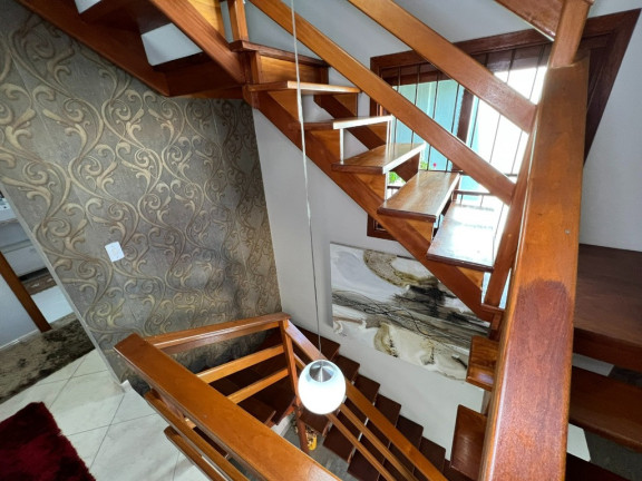 Imagem Casa com 3 Quartos à Venda, 210 m² em Moinhos De Vento - Canoas Imagem Casa com 3 Quartos à Venda, 210 m² em Moinhos De Vento - Canoas
