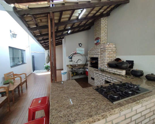 Imagem Casa com 3 Quartos para Alugar, 270 m² em Setor Habitacional Samambaia - Vicente Pires Imagem Casa com 3 Quartos para Alugar, 270 m² em Setor Habitacional Samambaia - Vicente Pires