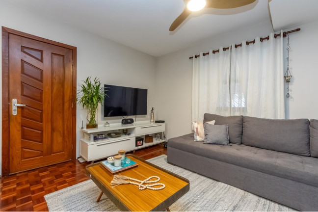 Imagem Sobrado com 3 Quartos à Venda, 200 m² em Conjunto Residencial Vista Verde - São Paulo Imagem Sobrado com 3 Quartos à Venda, 200 m² em Conjunto Residencial Vista Verde - São Paulo