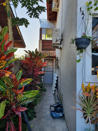 Imagem Casa com 3 Quartos à Venda, 63 m² em Barra Do Aririú - Palhoça Imagem Casa com 3 Quartos à Venda, 63 m² em Barra Do Aririú - Palhoça