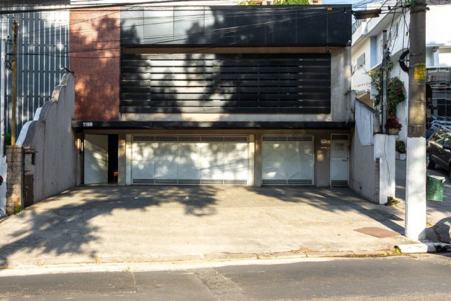 Imóvel Comercial à Venda, 398 m² em Pacaembu - São Paulo