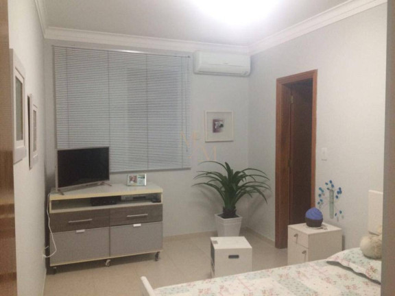 Imagem Casa com 4 Quartos à Venda, 190 m² em Embaré - Santos Imagem Casa com 4 Quartos à Venda, 190 m² em Embaré - Santos
