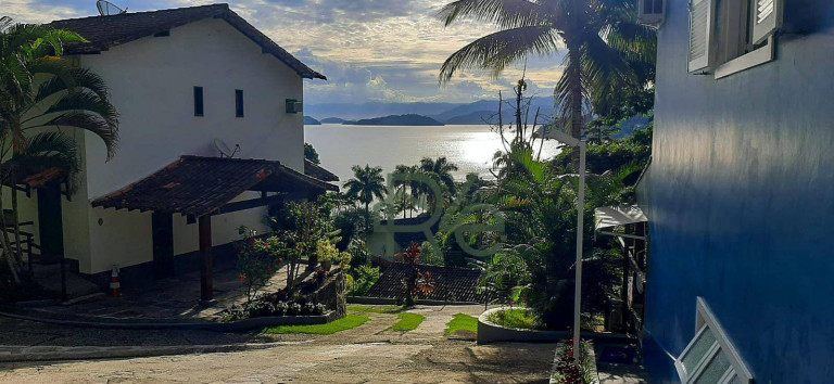 Imagem Casa com 5 Quartos à Venda, 200 m² em Vila Velha - Angra Dos Reis Imagem Casa com 5 Quartos à Venda, 200 m² em Vila Velha - Angra Dos Reis