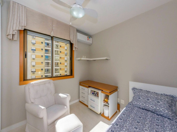 Imagem Apartamento com 3 Quartos à Venda, 83 m² em Passo Da Areia - Porto Alegre