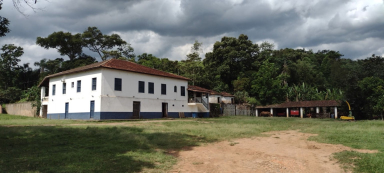 Imagem Fazenda à Venda, 100 m² em Parque Das Rosas - Roseira Imagem Fazenda à Venda, 100 m² em Parque Das Rosas - Roseira