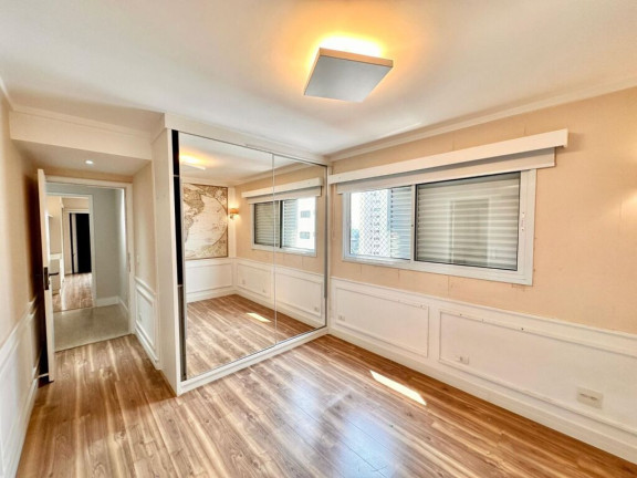 Imagem Imóvel com 3 Quartos à Venda, 150 m² em Moema - São Paulo Imagem Imóvel com 3 Quartos à Venda, 150 m² em Moema - São Paulo
