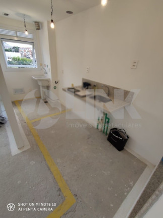 Imagem Apartamento com 2 Quartos à Venda, 67 m² em Teresópolis - Porto Alegre