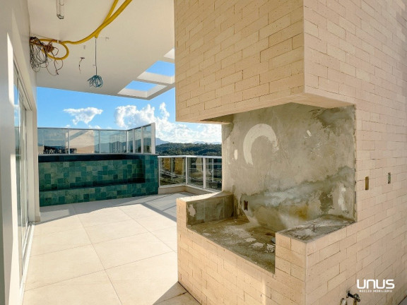 Imagem Cobertura com 3 Quartos à Venda, 377 m² em Kobrasol - São José