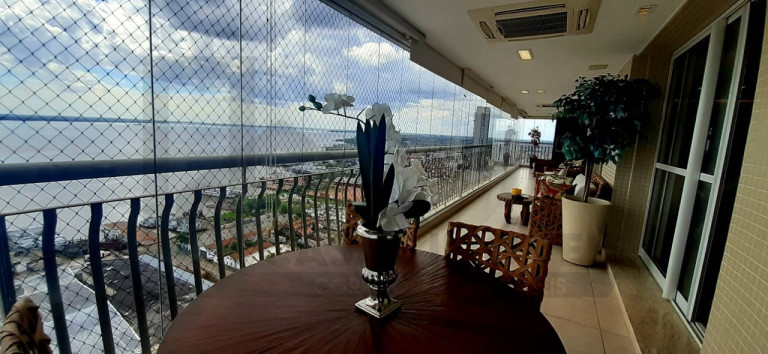 Imagem Apartamento com 3 Quartos à Venda, 250 m² em Umarizal - Belém