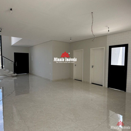 Imagem Casa com 3 Quartos à Venda, 212 m² em Centro - Jundiaí Imagem Casa com 3 Quartos à Venda, 212 m² em Centro - Jundiaí