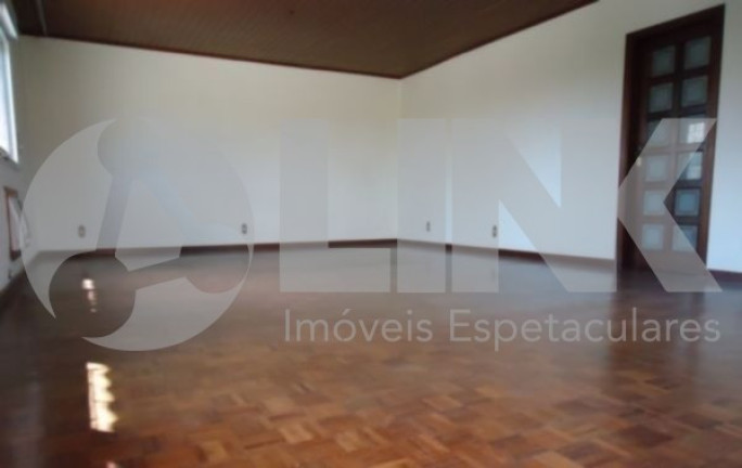Imagem Casa com 4 Quartos à Venda, 179 m² em Medianeira - Porto Alegre