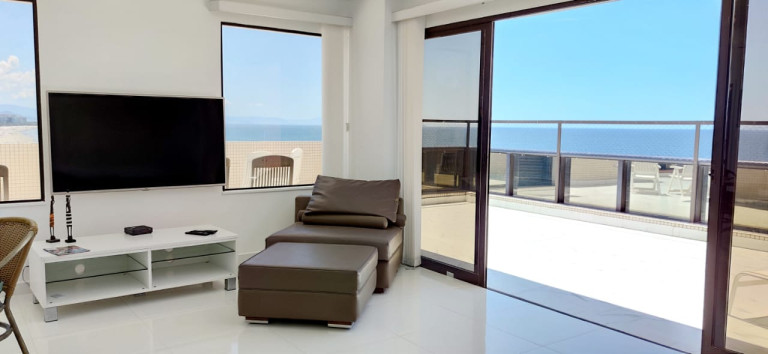 Imagem Imóvel com 4 Quartos à Venda, 331 m² em Riviera - Bertioga Imagem Imóvel com 4 Quartos à Venda, 331 m² em Riviera - Bertioga