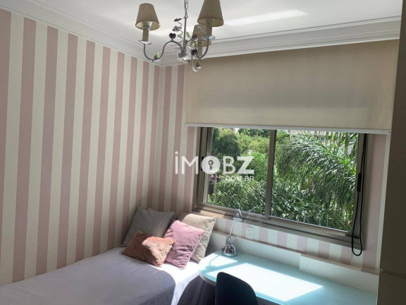 Imagem Imóvel com 3 Quartos à Venda, 212 m² em Vila Suzana - São Paulo