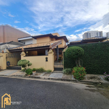 Imagem Casa com 5 Quartos à Venda, 300 m² em Independência - Taubaté Imagem Casa com 5 Quartos à Venda, 300 m² em Independência - Taubaté