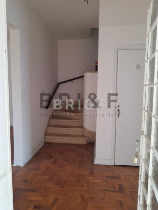 Imagem Sobrado com 3 Quartos à Venda, 200 m² em Itaim Bibi - São Paulo Imagem Sobrado com 3 Quartos à Venda, 200 m² em Itaim Bibi - São Paulo