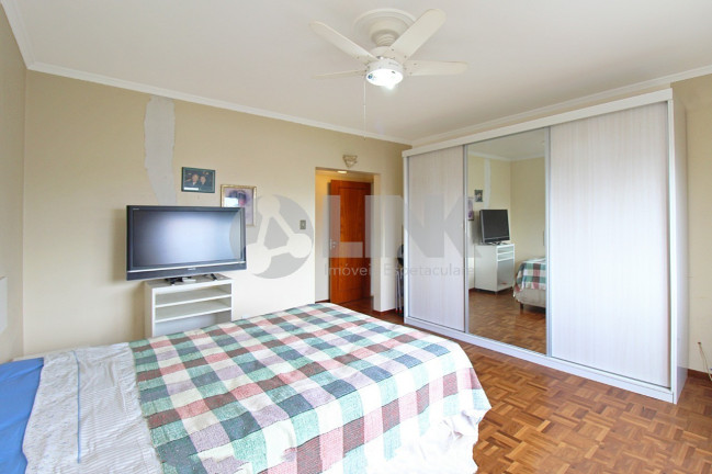 Imagem Apartamento com 4 Quartos à Venda, 214 m² em Menino Deus - Porto Alegre