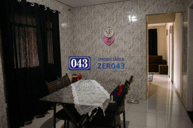 Imagem Casa com 4 Quartos à Venda, 220 m² em Cafezal - Londrina Imagem Casa com 4 Quartos à Venda, 220 m² em Cafezal - Londrina