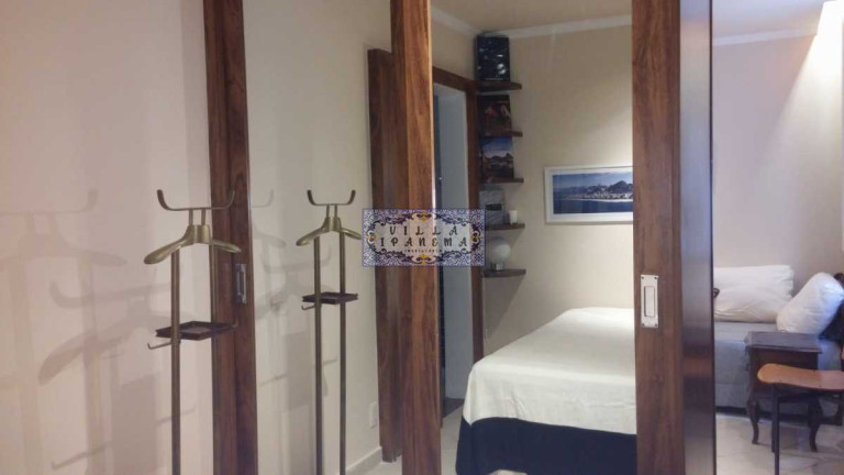 Imagem Apartamento com 1 Quarto à Venda, 35 m² em Copacabana - Rio De Janeiro Imagem Apartamento com 1 Quarto à Venda, 35 m² em Copacabana - Rio De Janeiro