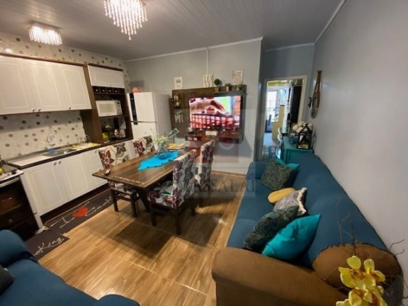 Imagem Casa com 5 Quartos à Venda, 300 m² em Sarandi - Porto Alegre Imagem Casa com 5 Quartos à Venda, 300 m² em Sarandi - Porto Alegre