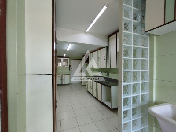 Imagem Apartamento com 4 Quartos à Venda, 180 m² em Tijuca - Rio De Janeiro Imagem Apartamento com 4 Quartos à Venda, 180 m² em Tijuca - Rio De Janeiro