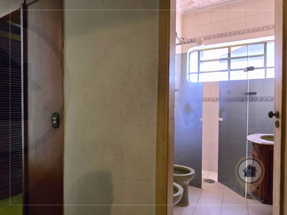 Imagem Casa com 4 Quartos à Venda, 300 m² em Vila Rosália - Guarulhos Imagem Casa com 4 Quartos à Venda, 300 m² em Vila Rosália - Guarulhos