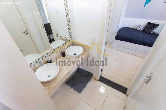 Imagem Casa com 4 Quartos à Venda, 210 m² em Campo Comprido - Curitiba Imagem Casa com 4 Quartos à Venda, 210 m² em Campo Comprido - Curitiba