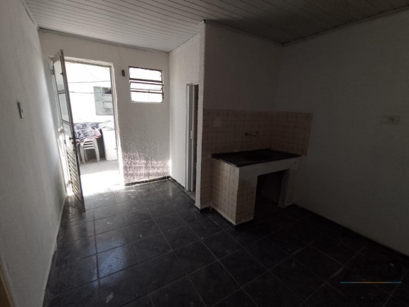 Casa com 1 Quarto para Alugar, 30 m² em Vila Nova Curuçá - São Paulo