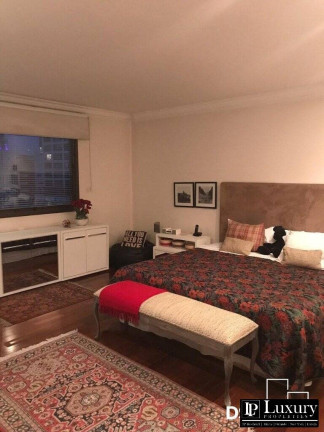 Imagem Apartamento com 4 Quartos à Venda, 350 m² em Itaim Bibi - São Paulo Imagem Apartamento com 4 Quartos à Venda, 350 m² em Itaim Bibi - São Paulo