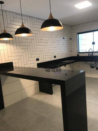 Imagem Sobrado com 3 Quartos à Venda, 210 m² em Jardim Mangalot - São Paulo Imagem Sobrado com 3 Quartos à Venda, 210 m² em Jardim Mangalot - São Paulo