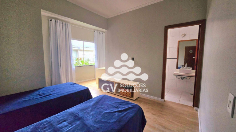 Imagem Casa com 5 Quartos à Venda, 300 m² em Massaguaçu - Caraguatatuba Imagem Casa com 5 Quartos à Venda, 300 m² em Massaguaçu - Caraguatatuba