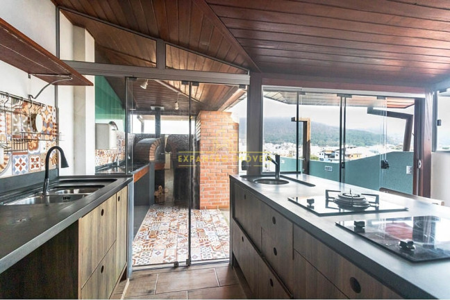 Imagem Imóvel com 3 Quartos à Venda, 121 m² em Barra Da Lagoa - Florianópolis Imagem Imóvel com 3 Quartos à Venda, 121 m² em Barra Da Lagoa - Florianópolis