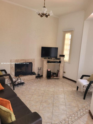 Imagem Casa para Alugar, em São Paulo 2 - Cotia Imagem Casa para Alugar, em São Paulo 2 - Cotia