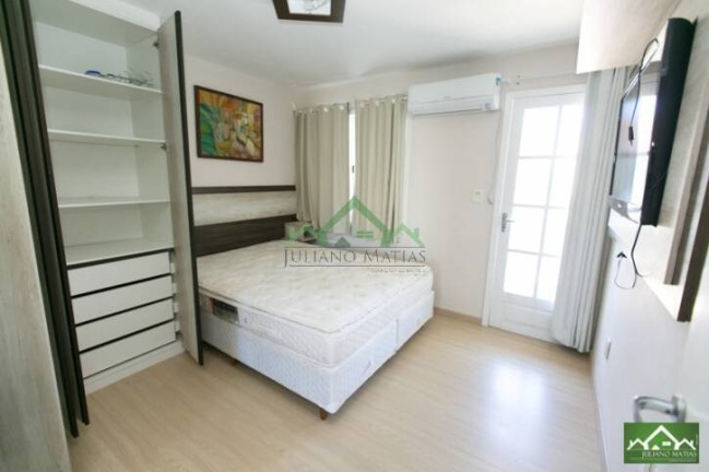 Imagem Sobrado com 3 Quartos à Venda, 74 m² em Centro - Balneário Barra Do Sul