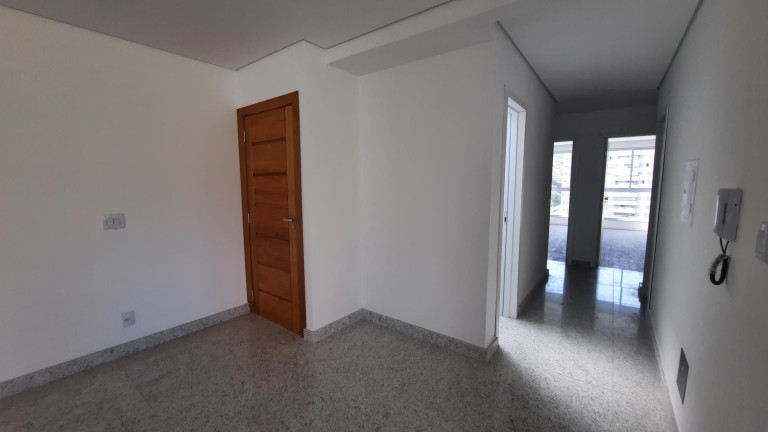 Imagem Casa com 4 Quartos à Venda, 250 m² em Buritis - Belo Horizonte
