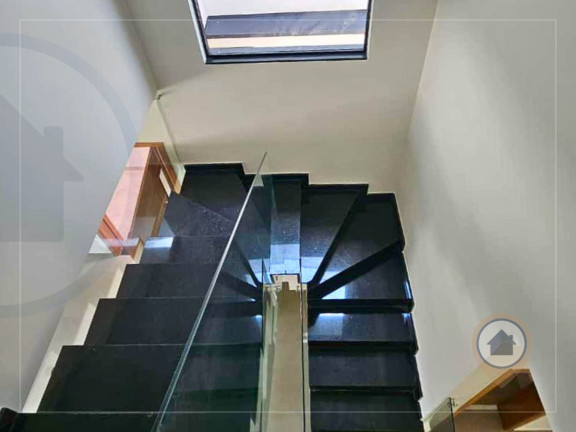 Imagem Casa com 3 Quartos à Venda, 135 m² em Jardim Vila Galvão - Guarulhos Imagem Casa com 3 Quartos à Venda, 135 m² em Jardim Vila Galvão - Guarulhos