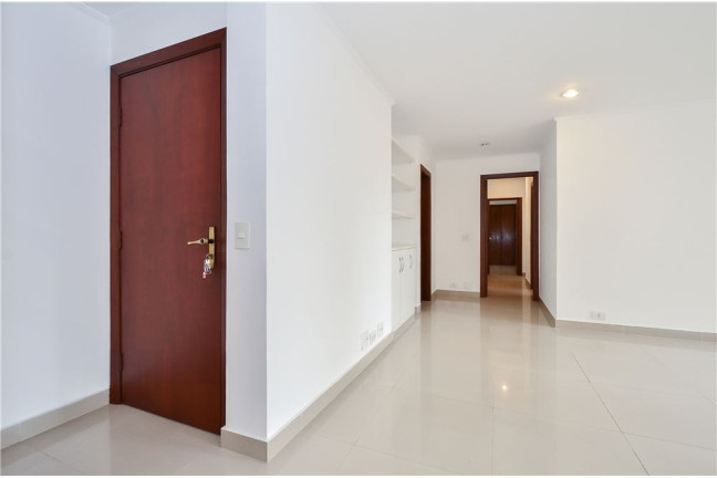 Imagem Imóvel com 3 Quartos à Venda, em Vila Uberabinha - São Paulo Imagem Imóvel com 3 Quartos à Venda, em Vila Uberabinha - São Paulo