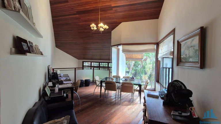 Imagem Casa com 5 Quartos à Venda, 600 m² em São Francisco - Niterói Imagem Casa com 5 Quartos à Venda, 600 m² em São Francisco - Niterói
