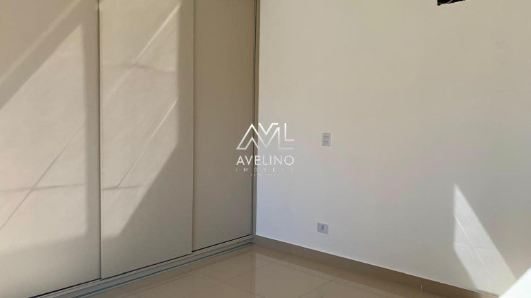 Sobrado com 1 Quarto à Venda, 10 m² em Tiradentes - Campo Grande