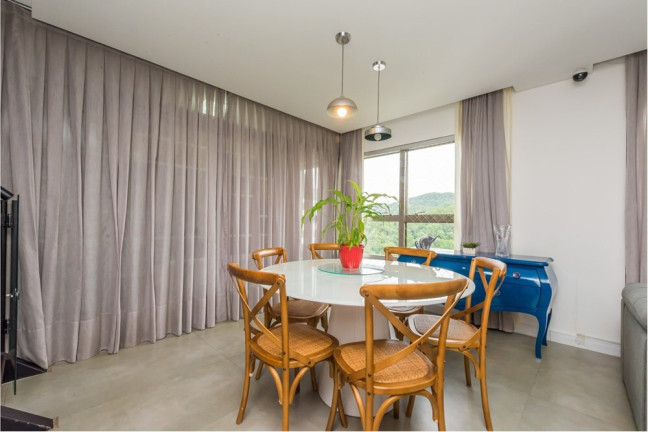 Imagem Imóvel com 3 Quartos à Venda, 205 m² em Praia Brava De Itajaí - Itajaí Imagem Imóvel com 3 Quartos à Venda, 205 m² em Praia Brava De Itajaí - Itajaí