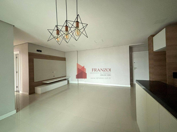 Apartamento com 2 Quartos à Venda, 73 m² em São João - Itajaí