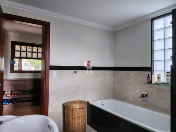 Imagem Casa com 6 Quartos à Venda, 505 m² em Manguinhos - Serra Imagem Casa com 6 Quartos à Venda, 505 m² em Manguinhos - Serra