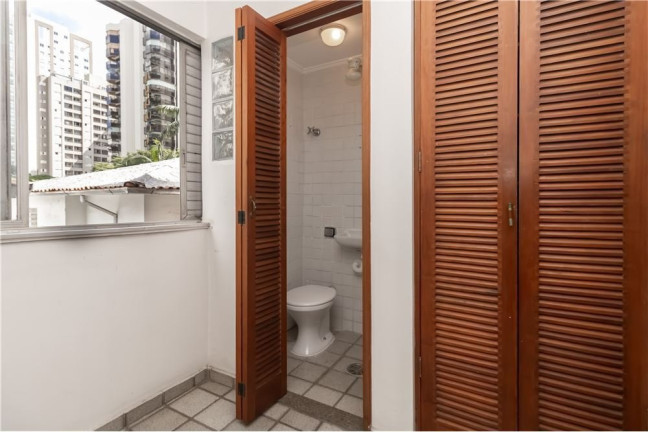 Imagem Apartamento com 2 Quartos à Venda, 75 m² em Moema - São Paulo Imagem Apartamento com 2 Quartos à Venda, 75 m² em Moema - São Paulo