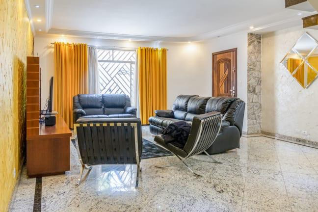 Imagem Casa com 3 Quartos à Venda, 470 m² em Vila Carrão - São Paulo