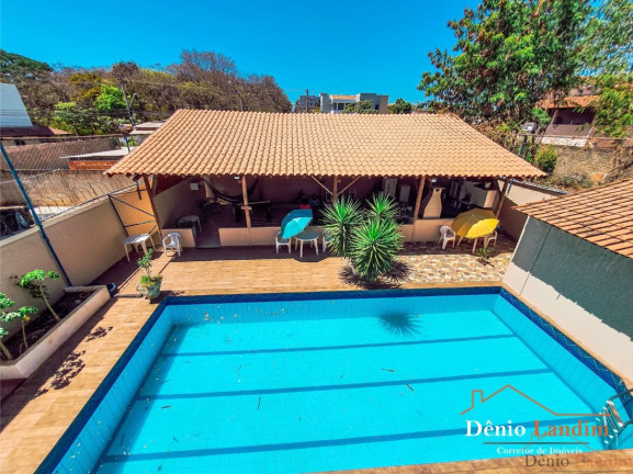 Imagem Casa com 3 Quartos à Venda, 200 m² em Morada Do Parque - Montes Claros