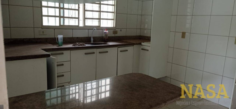 Imagem Casa com 4 Quartos à Venda, 420 m² em Cuiabá Imagem Casa com 4 Quartos à Venda, 420 m² em Cuiabá