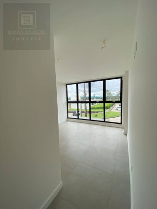Imagem Casa de Condomínio com 4 Quartos à Venda, 257 m² em Cidade Alpha - Eusébio Imagem Casa de Condomínio com 4 Quartos à Venda, 257 m² em Cidade Alpha - Eusébio