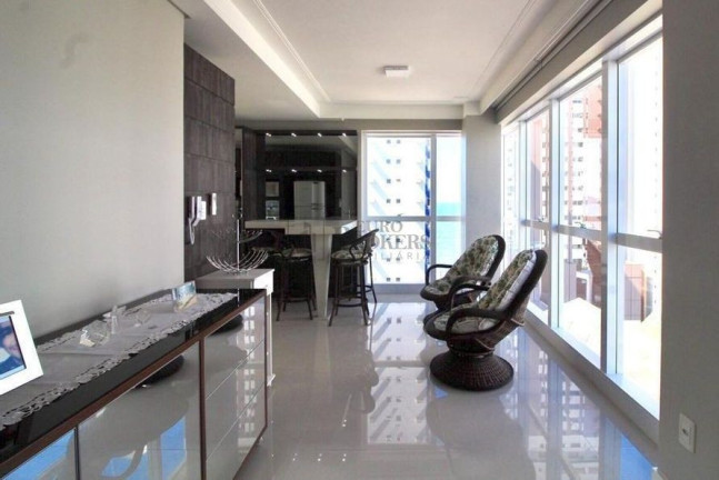 Imagem Apartamento com 3 Quartos à Venda, 136 m² em Centro - Balneário Camboriú Imagem Apartamento com 3 Quartos à Venda, 136 m² em Centro - Balneário Camboriú