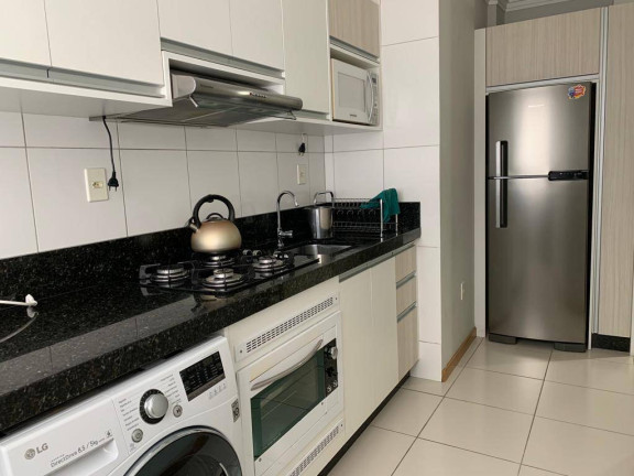 Imagem Apartamento com 3 Quartos para Temporada, em Bombas - Bombinhas Imagem Apartamento com 3 Quartos para Temporada, em Bombas - Bombinhas
